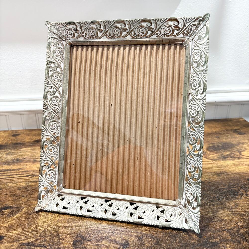 Vintage Metal Filigree Photo Picture Frame MCM Gold‎ Brass Hollywood Regency